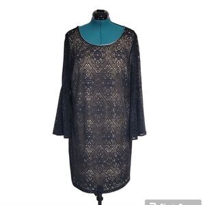 Soho Apparel Ltd Black Lace Dress Beige Long Bell Sleeves With Opening Size 2X